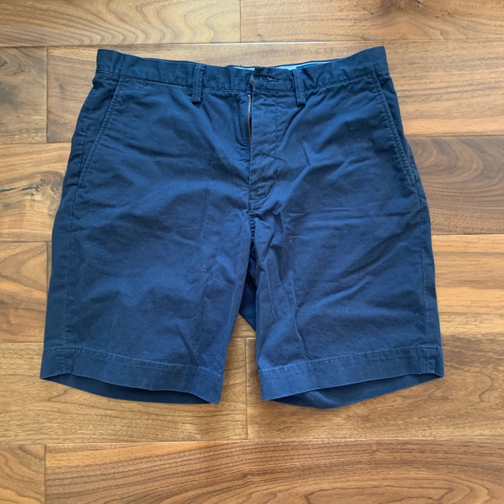 Stretch classic fit polo shorts size 33